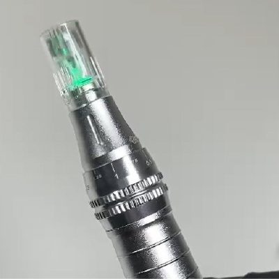 Dermapen mit grünem LED-Licht | Utsukusy